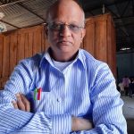 प्राध्यापक सुधाकर हिवाळे . बुलडाणा